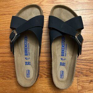 Brand New Birkenstock Siena in Navy